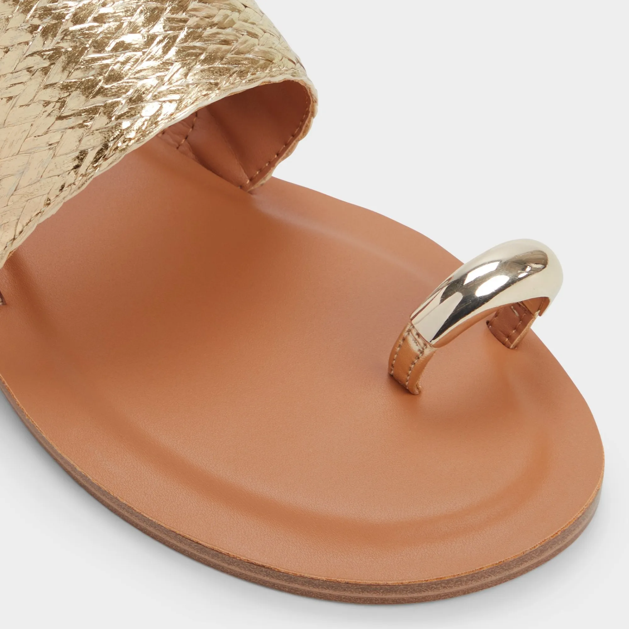 Flat Sandals^ALDO Beachwalk Gold