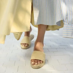 Flat Sandals|Platform Heels^ALDO Erireni Dark Yellow